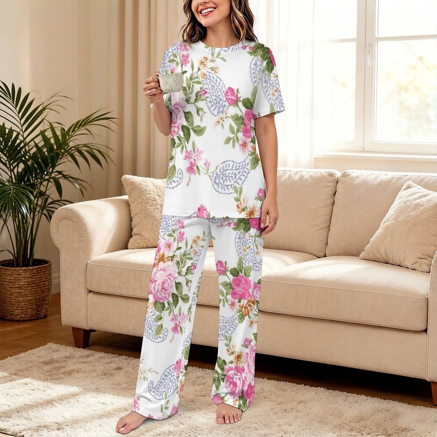 Short Sleeved Pajama Set Retro, Floral Design